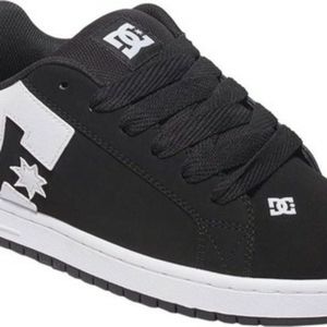 Dc shoes